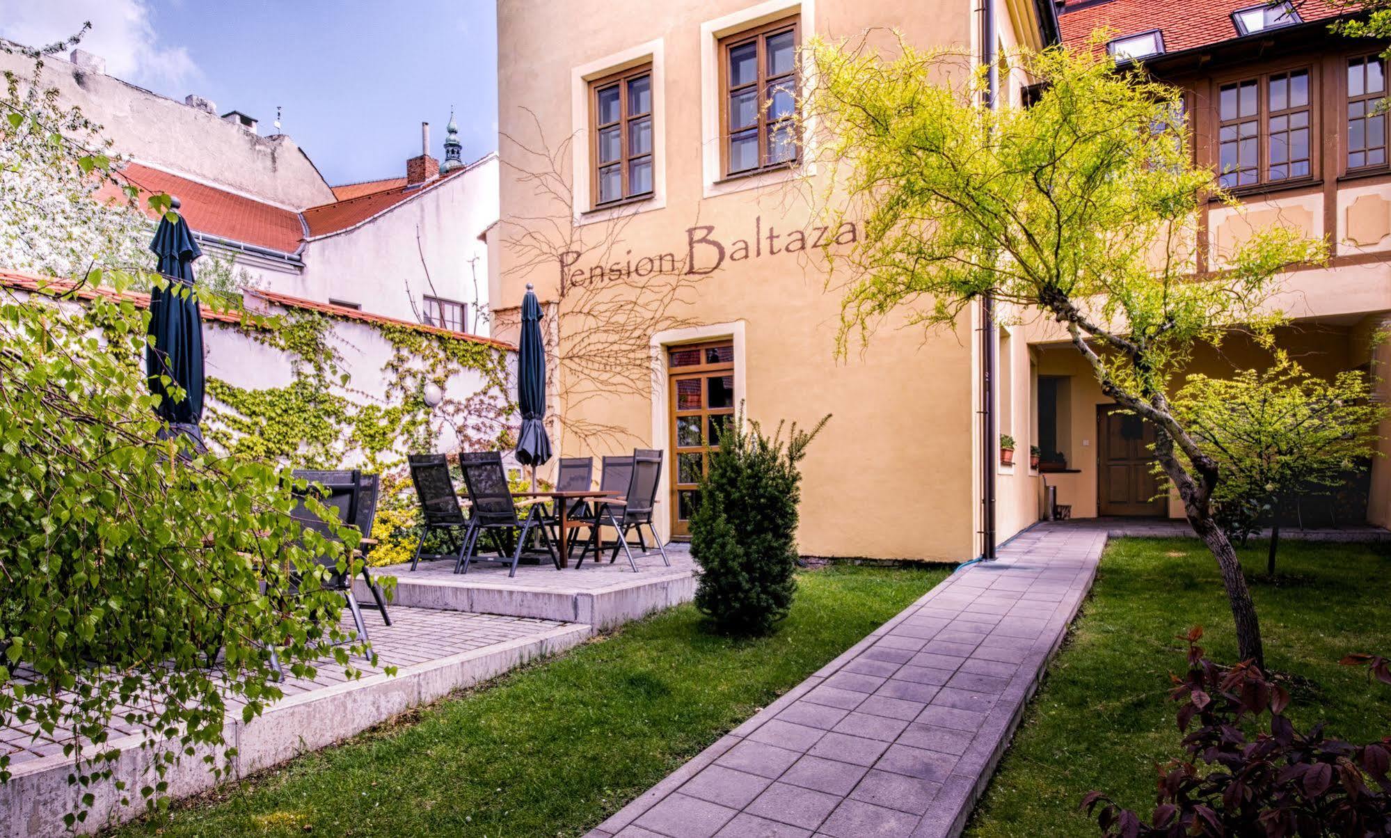 Penzion Baltazar Mikulov Hotel Exterior photo